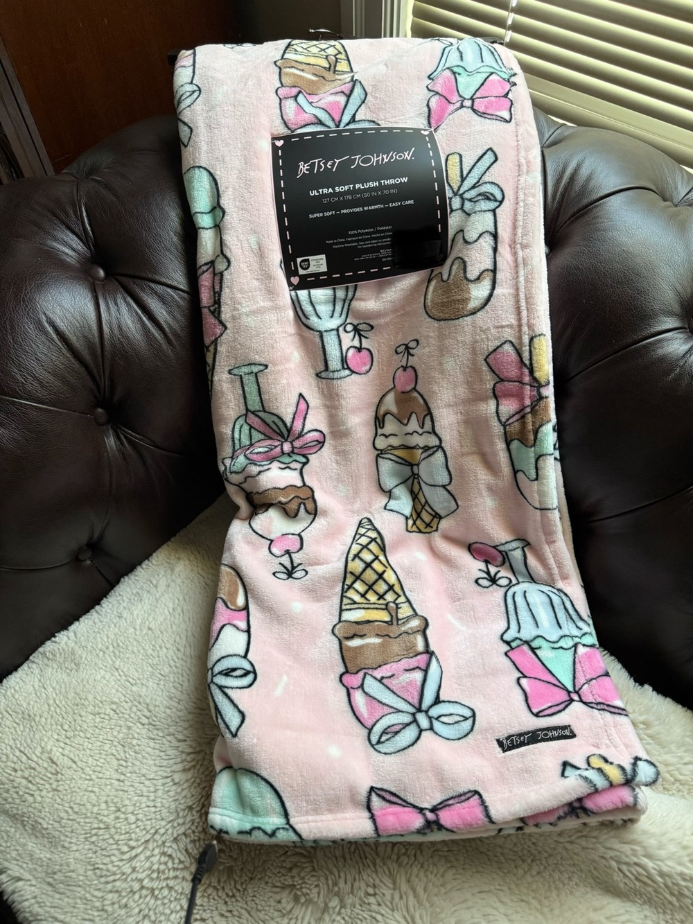 Betsey Johnson NWT Ice Cream Blanket